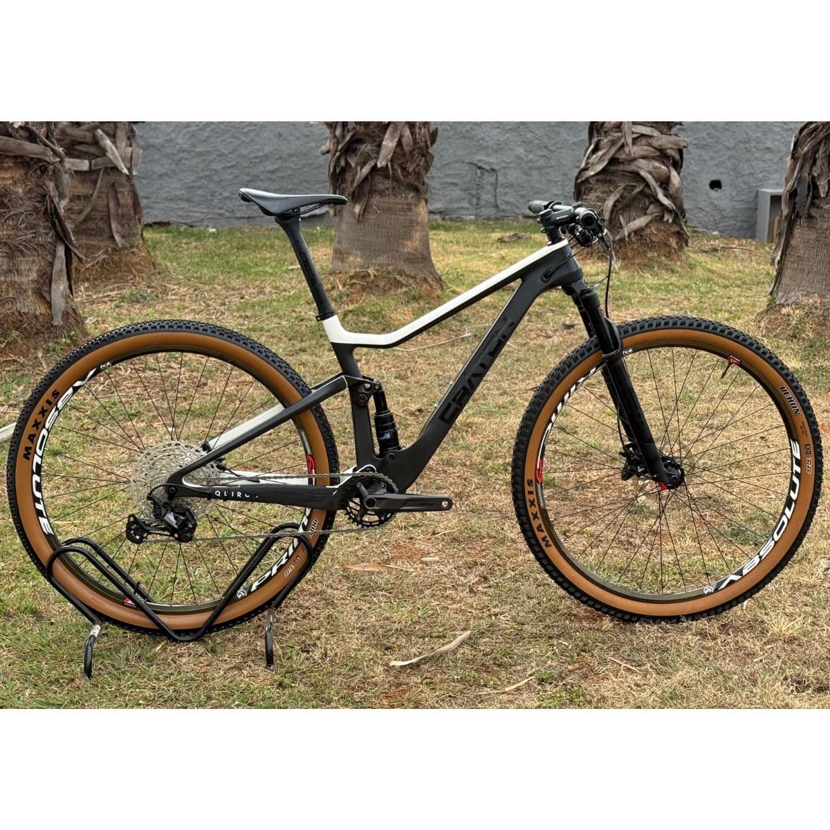 BIKE Craton Full Suspension Tamanho M Seminova ARO 29 MTB